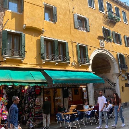 Antique Historical Apartment Venedig Exterior foto